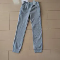 新品未使用 ロングパンツ 140cm グレーのサムネイル