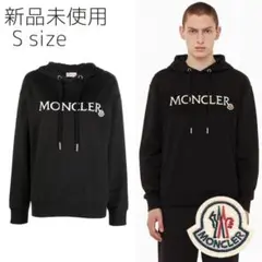 【新品未使用タグ付き】MONCLER ロゴパッチ パーカー　S　Blackのサムネイル