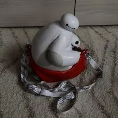 ベイマックス フィギュア 赤い乗り物