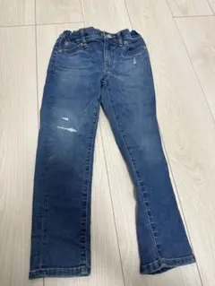 子供服　デニム　ジーパン　ダメージジーンズ