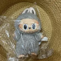 【POPMART正規品/未使用に近い】ラブブマカロン　sesame bean