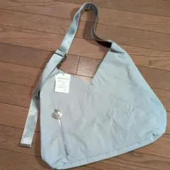 ショルダーバッグ ナイロン 斜めがけ