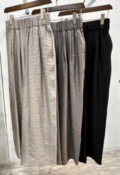 未使用タグ付き新品★QTUME クチュームサテンタックギャザーパンツ