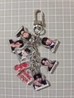 【Chi⭐︎Kook】BTS ジョングク アクリルチャーム① シャカシャカ 2番目半額 Jung Kookグッズ アクリルスタンド CK グク 防弾少年団 写真