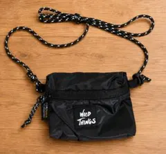 【美品・定価以下】WILD THINGS サコッシュ ミニショルダー（黒）のサムネイル