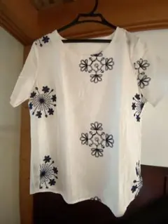 Item thumbnail for item 4316fd0d-dcd3-4fdf-9a54-61c2ba7ee99a