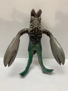 当時物 バルタン星人 ソフビ BANDAI 1983 ウルトラ怪獣 日本製