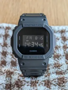 CASIO カシオ G-SHOCK DW-5600BB ブラック