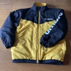 umbro アウター 140サイズ 黒/黄色