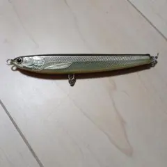 キクチミノー 金箔11センチ金黒 - メルカリ