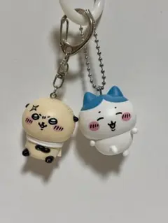 ちいかわのキーホルダー (2 個 )