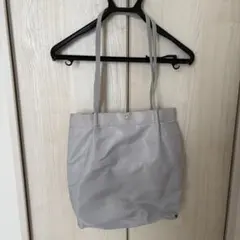 ライトグレー ナイロン トートバッグ