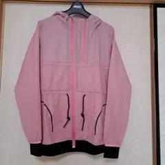 ピンク ナイロン フード付き マウンテンパーカー