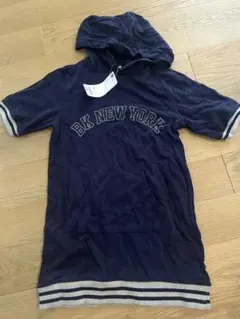 GU フーディーロゴワンピース　120 半袖