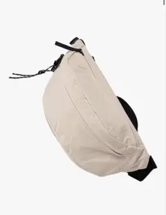 ヒップバッグ ボディバッグ