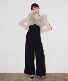 韓国【ORR】オル♡Tilted Cowl Vestノースリーブ ベスト - メルカリ