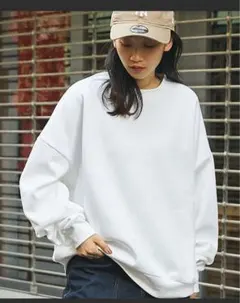 モノマート　スウェット 白 サイズSのサムネイル