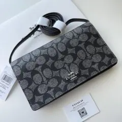 COACH コーチ　ストラップ付き　長財布　ブラック　黒色