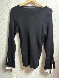 4Lサイズ ブラックニット フレアスリーブ ホワイトプリーツ