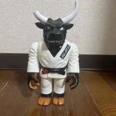 レッドシャーク 柔術アニマルファイター クレイジーブル ソフビ