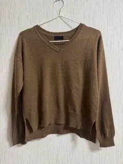 超美品♡アパートバイローリーズ　Vネックニット