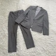 美品M &S【PLST(プラステ)ノーカラーパンツスーツ】