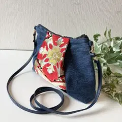 デニムと帯のポシェット　ハンドメイド　刺繍のショルダーバッグ