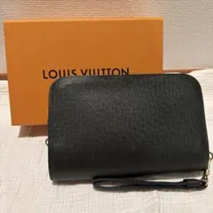 LOUIS VUITTON タイガ クラッチバッグ グリーン