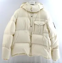 MONCLER モンクレール ダウンジャケット 白 4 TA1844のサムネイル