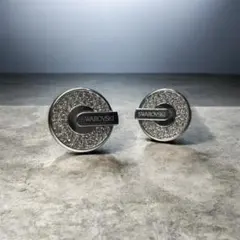 Swarovskiスワロフスキー エンブレムロゴ カフス ラウンドジュエリー
