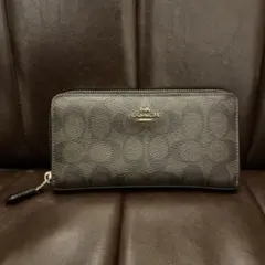 長財布　COACH