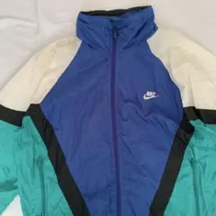 【希少デザイン】NIKE ジップアップ　ナイロジャケット　スウッシュ　刺繍ロゴ