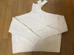 N.O.R. アイボリー 長袖ニットセーター