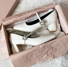 パンプス アイボリー