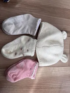 ベビー靴下とニット帽 セット