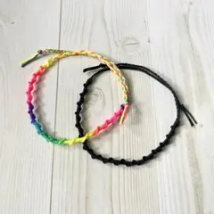 MiMiのミサンガ ビビットレインボー　ブラック　2本セット　ペア