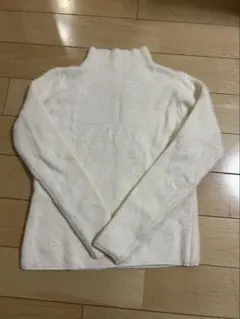 タートルネックホワイト