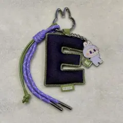 ラブブ　イニシャルチャーム　【E】　PIN FOR LOVE