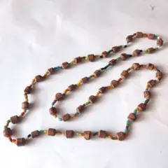 ウッドビーズのロングネックレス