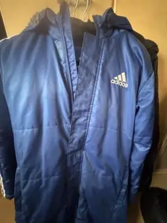 adidas ベンチコート 青 ボアフード付き