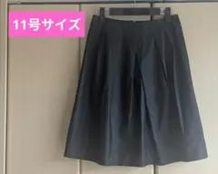 千趣会 ブラック ひざ丈 タックフレアスカートのサムネイル