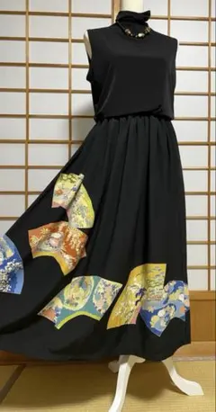9/31812着物リメイク黒留袖　ロングスカート