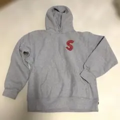 2026年最新】シュプリーム スモール ボックスロゴ パーカーの人気