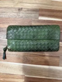 ボッテガ・ヴェネタ グリーンレザー長財布
