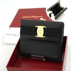 ✨Sランク・箱付き✨ Ferragamo ミニ財布 ヴァラリボン リザード 黒色