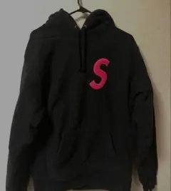 SUPREME ブラック パーカー S ロゴ