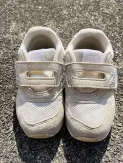 New Balance ベビースニーカー 13.5cm