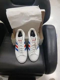 世*O様 新品未使用⭐adidasスニーカー⭐メンズ