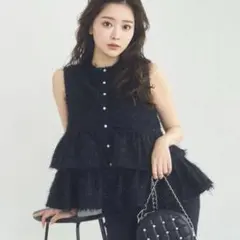 fiolily スパークリングペプラムスリーブレストップス fiolily スパークリングペプラムスリーブレストップス 2025年