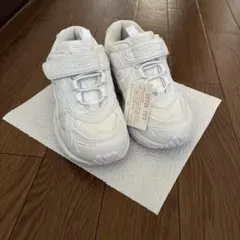 【新品】ムーンスター 白 ホワイト 軽量 新学期 スニーカー 18cm EE